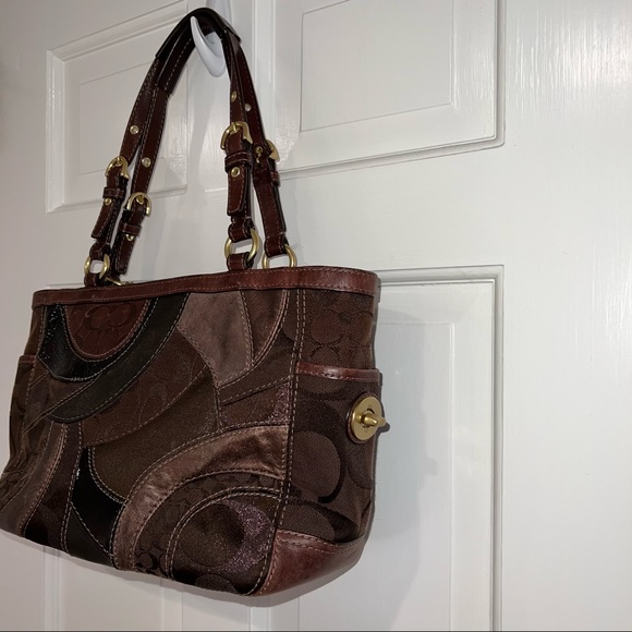 Coach brown leather and classic c print pocketbook - Picture 3 of 10